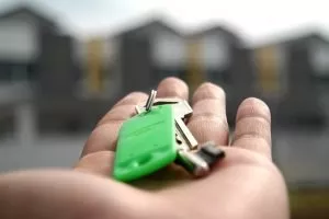 Before you sign the contract and hold keys from your family house be sure that is the perfect home for you